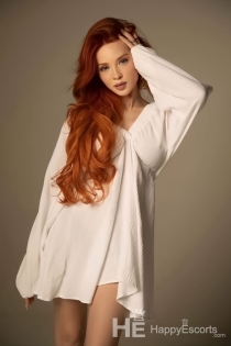 Monica, Usia 22, Pengawal Dubai / UEA - 8