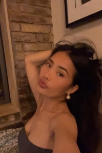 Pinky, 24 let, Mnichov / Německo Doprovod - 1