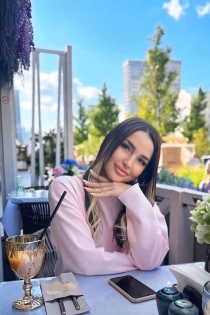 Sabrina, Age 23, Escort in London / United Kingdom - 2