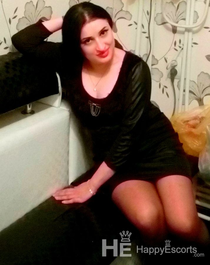 Sexi Dinna, 32 éves - 1