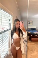 Val, Age 25, Paris / France Escorts