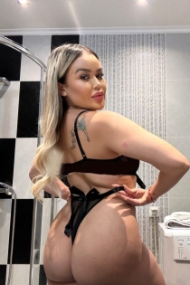 Катарина, 24 година, Тирана / Албанија Пратња - 2