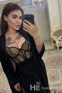 Ester, Miaka 27, Tirana / Albania Wasindikizaji - 2