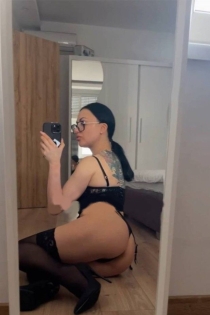 Chanel, Miaka 29, Tirana / Albania Wasindikizaji - 4