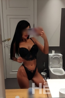 Alessia Squirt Belgian Delicacy, 23 let, Barcelona / Španija Spremljevalke - 10