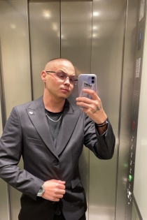 Flavius ​​Rebeca, Miaka 25, Munich / Ujerumani Wasindikizaji - 1