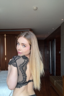 Alicia, Età 22, Milano / Italia Escort - 10