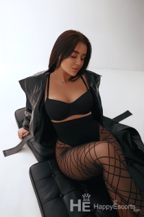 Christina, Umur 22, Pengiring Dubai / UAE - 3