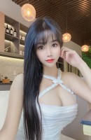 Huichong, Age 25, Escort in Tirana / Albanien