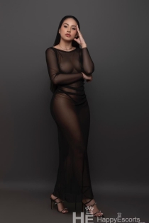 Sophia, 24 let, Zürich / Švica Spremljevalci - 6