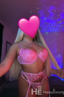 Perfectly Petite Mila 1.40m, ηλικία 24, Fuengirola / Ισπανία Συνοδοί - 2