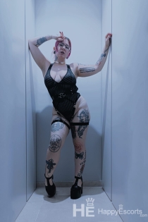 Rena Von Caustic, 27 år, Genève / Schweiz Escorts - 11