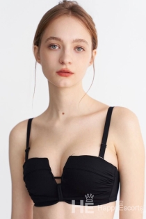 Faya Emerans -malli, 22-vuotias, Zürich / Sveitsi Escorts - 1