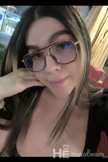 Liz, ηλικία 24, Benidorm / Ισπανία Συνοδοί - 3
