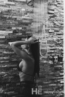 Diana, 28 let, Praha / Česká republika Doprovod - 2