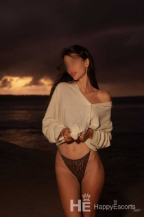 Polina, 26 anni, Dubai / Escort Emirati Arabi Uniti - 2