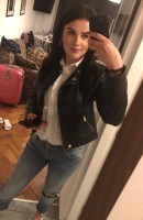 Ece, Miaka 27, Tirana / Albania Wasindikizaji