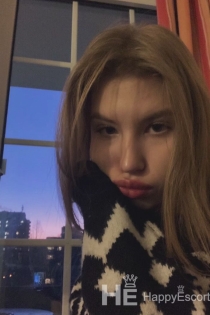 Nikol, 19 let, Gdaňsk / Polsko Eskorty - 2
