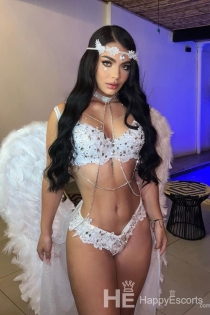 Julia, Age 26, Escort in Tirana / Albania - 4