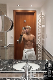 Adam 23 Cm, Usia 25, Vienna / Austria Escort - 1