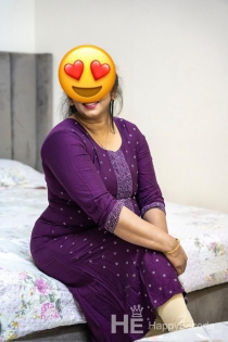 Diviya, Age 27, Escort in Dubai / UAE - 1