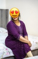 Diviya, Age 27, Escort in Dubai / UAE