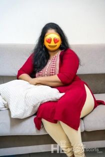 Diviya, Age 27, Escort in Dubai / UAE - 2