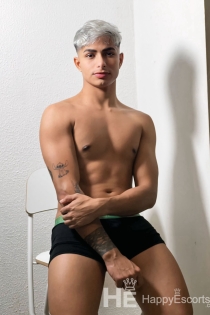Cris Teen, Yaş 21, Madrid / İspanya Escortları - 2