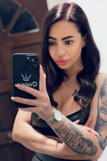 Francesca, Age 31, Escort in London / United Kingdom - 2