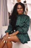 Celess Esther, Miaka 23, Lagos / Wasindikizaji wa Nigeria