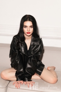 Sonia, Alter 22, Escort in Paris / Frankreich - 5