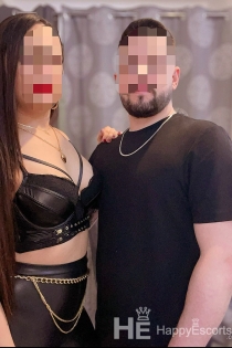 Karol Et Pedro, Miaka 30, Paris / Ufaransa Wasindikizaji - 2