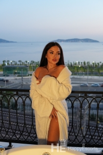 Asli, Umur 25, Pengiring Monaco / Monaco - 6