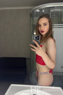 Oksana, Age 23, Escort in Dubai / UAE - 6
