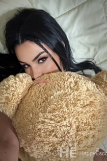 Essi, 24, Tirana/Albania saattajat - 7