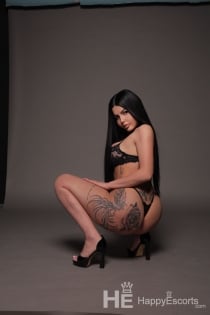 Essi, 24 år, Tirana / Albanien Escorts - 1