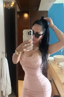Karol, 24 ετών, Μαϊάμι FL / USA Συνοδοί - 4