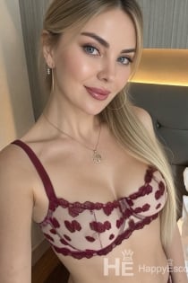 Amanda Kitte L'Amour, 24 anos