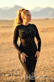 Elisabetta, 27 anni, Dubai / Escort negli Emirati Arabi Uniti - 2