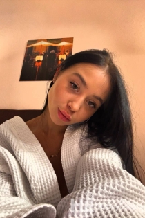 Zlata, Age 19, Escort in Dubai / UAE - 3