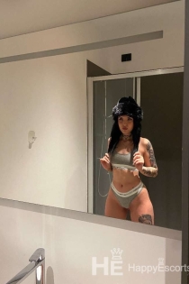 Amanda, Alter 18, Escort in Verona / Italien - 1