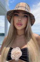 Cristina, Age 25, Escort in Dubai / UAE