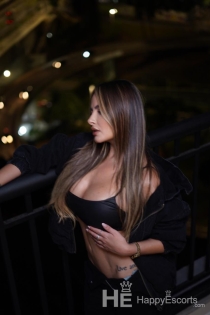 Clara, 32 let, Madrid / Španělsko Doprovod - 2