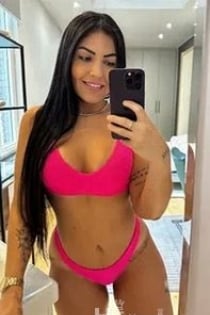 LETÍCIA, 28 anos - 2