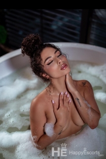 Vitoria Neudorf, 27 ans, Luxembourg / Luxembourg Escortes - 5