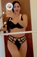 ミシェル、33歳、タンペレ / フィンランド エスコート