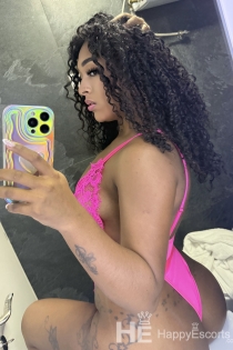 Sof, Age 28, Escort in Tirana / Albania - 3