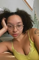 Anick, 27 ans, Paris / France Escortes