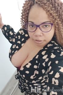 Violeta, Miaka 37, ​​Offenburg / Ujerumani Wasindikizaji - 11