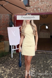 Katrin, 22 anni, Amburgo / Germania Escort - 5